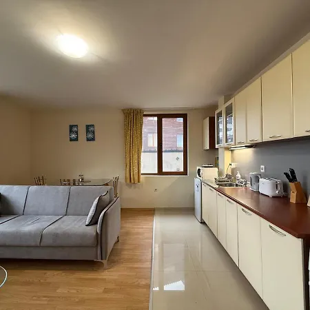 Bliss - Peaceful With Balcony Views Апартамент