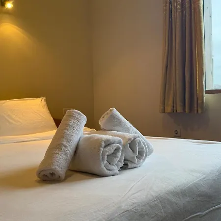 Bliss - Peaceful With Balcony Views