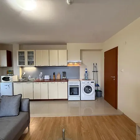 Bliss - Peaceful With Balcony Views Lägenhet *